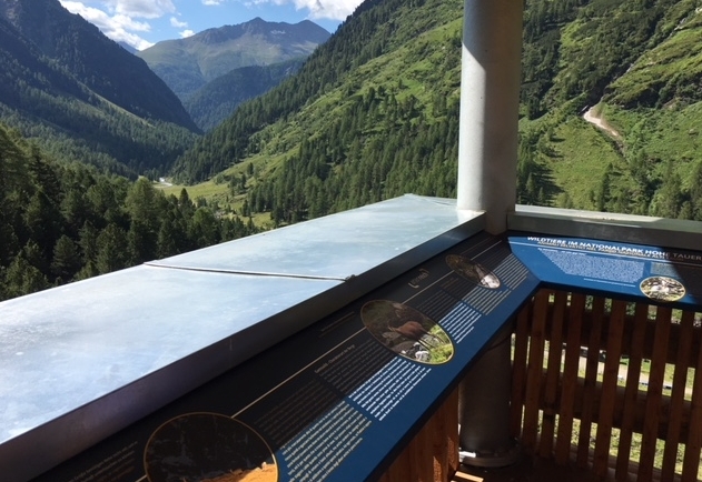 Beobachtungsposten im Nationalpark Hohe Tauern