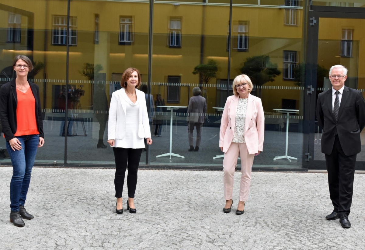 Bilanz zur Schul&ouml;ffnung und der SCHUSO in Tirol