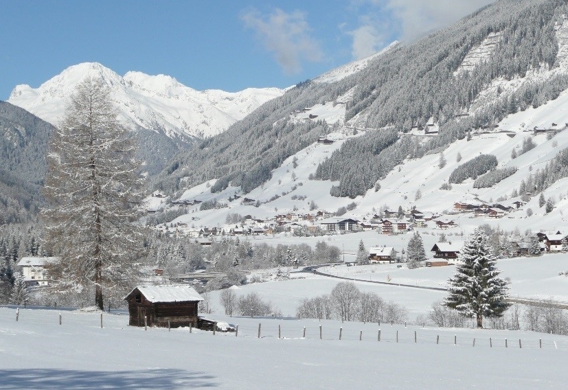 Rotkreuz-Skifahrer messen sich im Defereggental