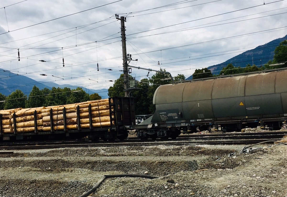 Auch der G&uuml;terverkehr rollt auf Pustertalschiene 