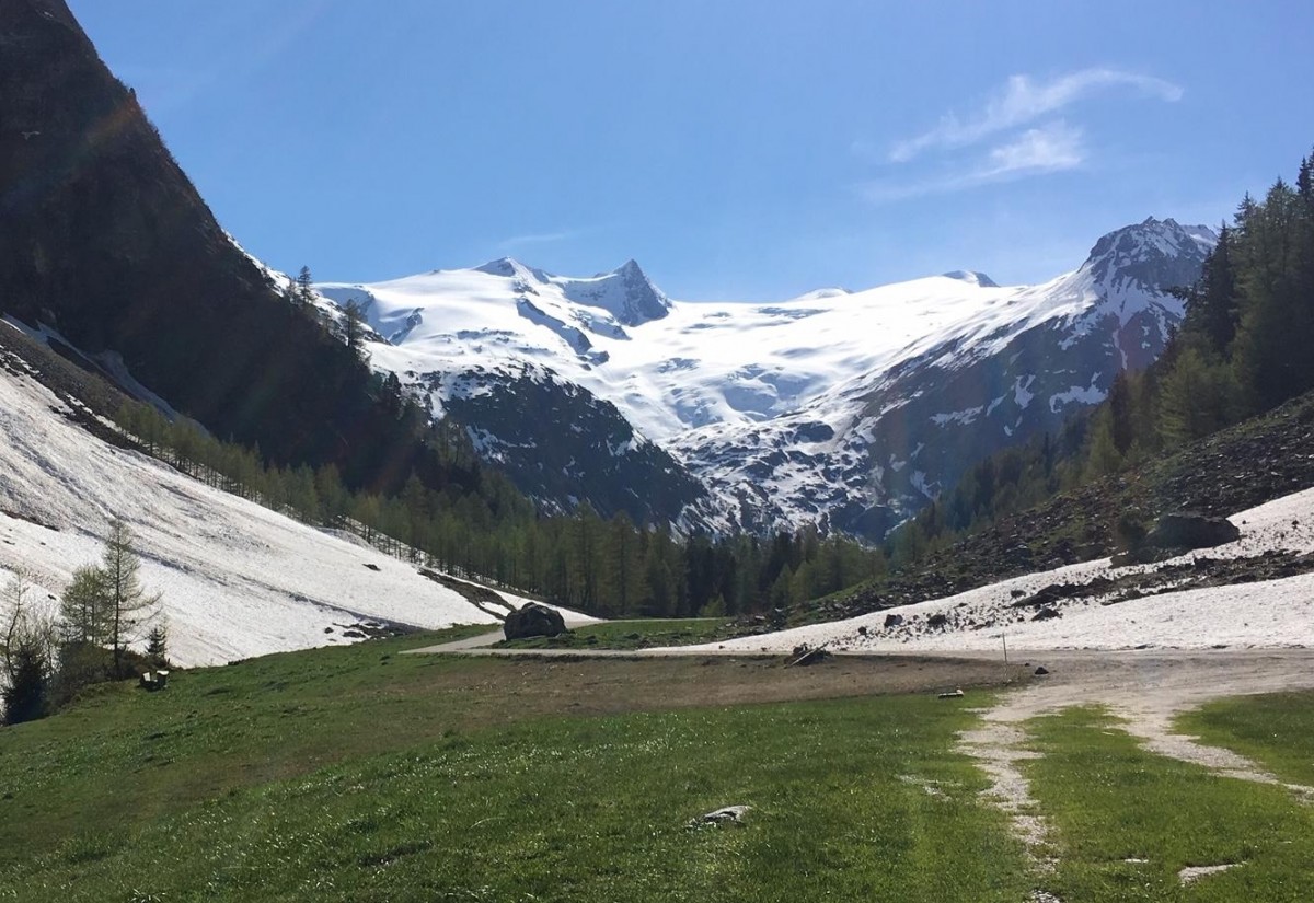 Schnee und Unwettersch&auml;den verz&ouml;gern Wandersaison