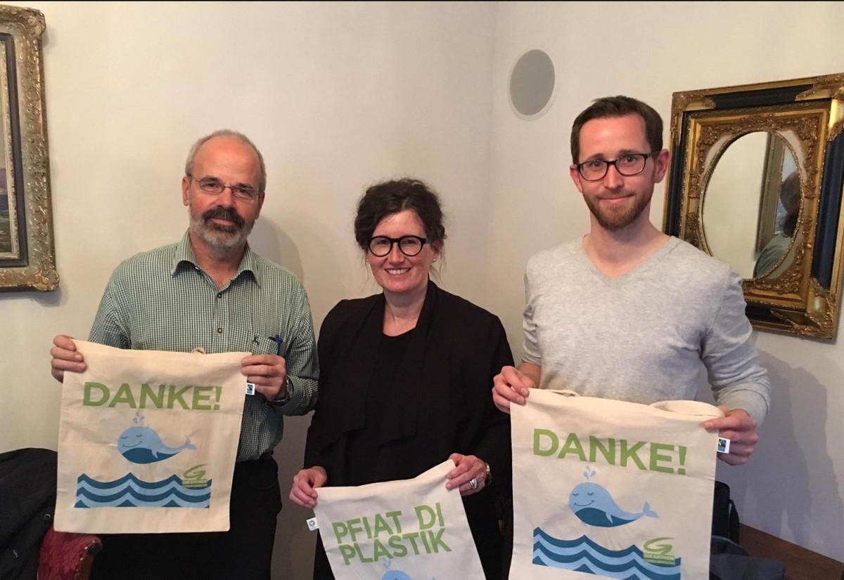 Tiroler Gr&uuml;ne sagen Plastik den Kampf an