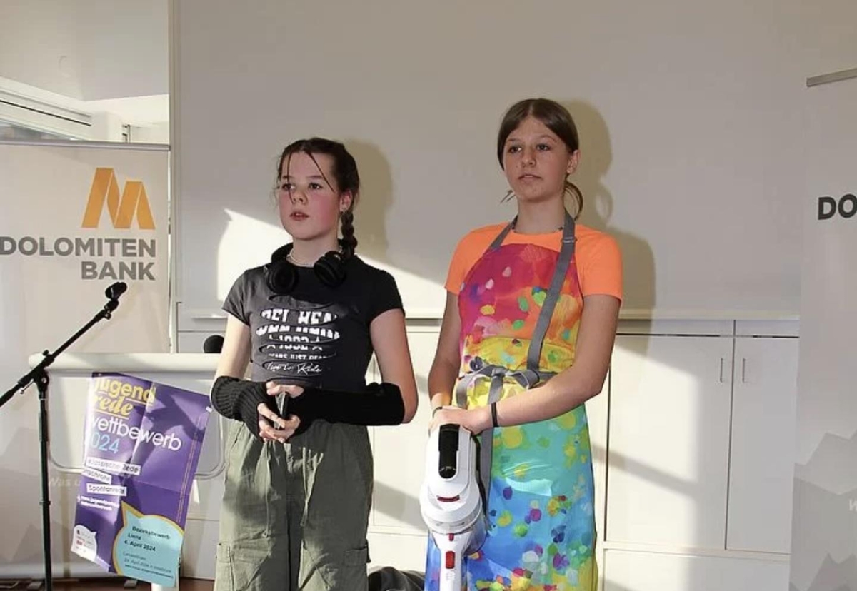 Jugendliche begeistern beim Redewettbewerb in Lienz