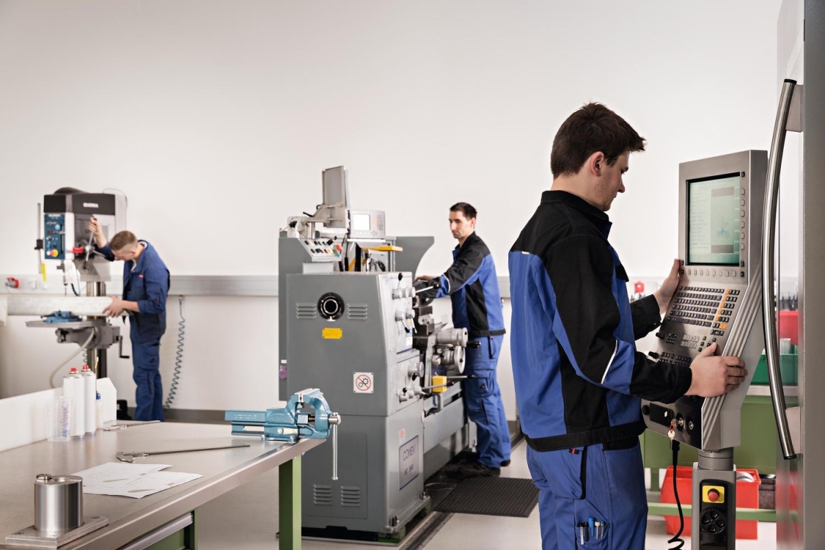 S&uuml;&szlig;e Best&auml;tigung: Loacker bleibt Top-Lehrbetrieb in Osttirol