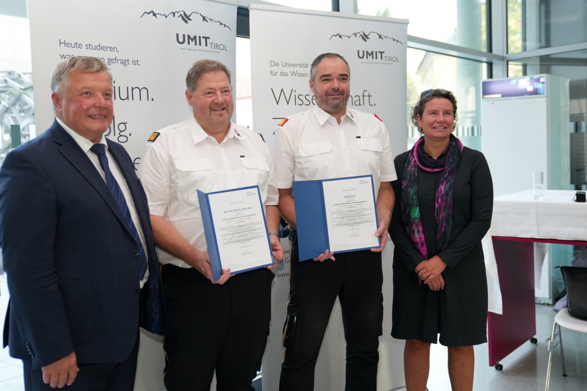 Krisenmanagement: erster Uni-Lehrgang erfolgreich beendet