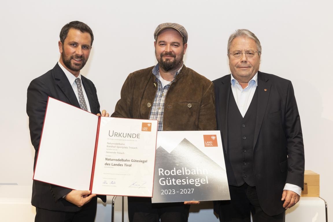 G&uuml;tesiegel f&uuml;r Pisten, Loipen und Rodelbahnen verliehen