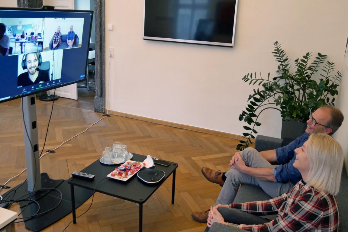 Politische Bildung f&uuml;r Schulen per Videokonferenz