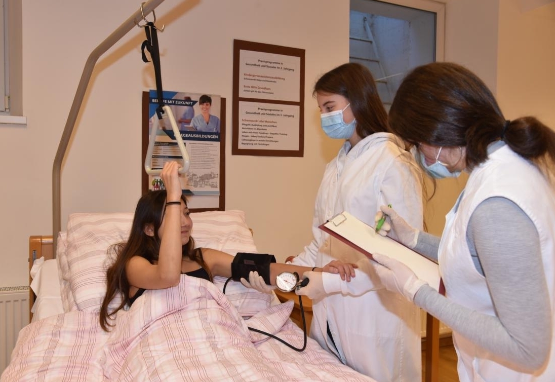 Pflegeausbildung auch an landwirtschaftlichen Fachschulen