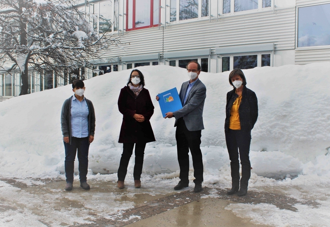 Auch Gymnasium Lienz erh&auml;lt G&uuml;tesiegel &bdquo;Gesunde Schule&ldquo;