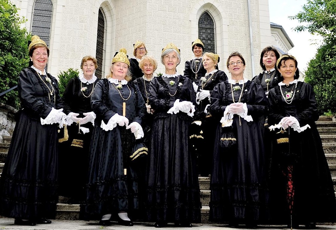 Volkskultur und Auswanderer auf Schloss M&ouml;derndorf