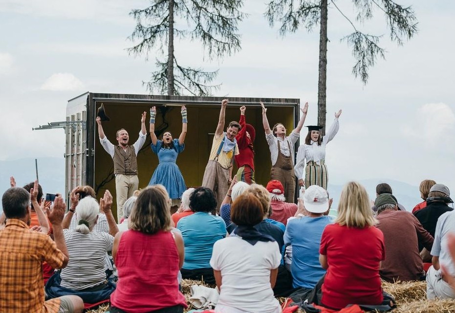 Theaterwagen am Goldeck