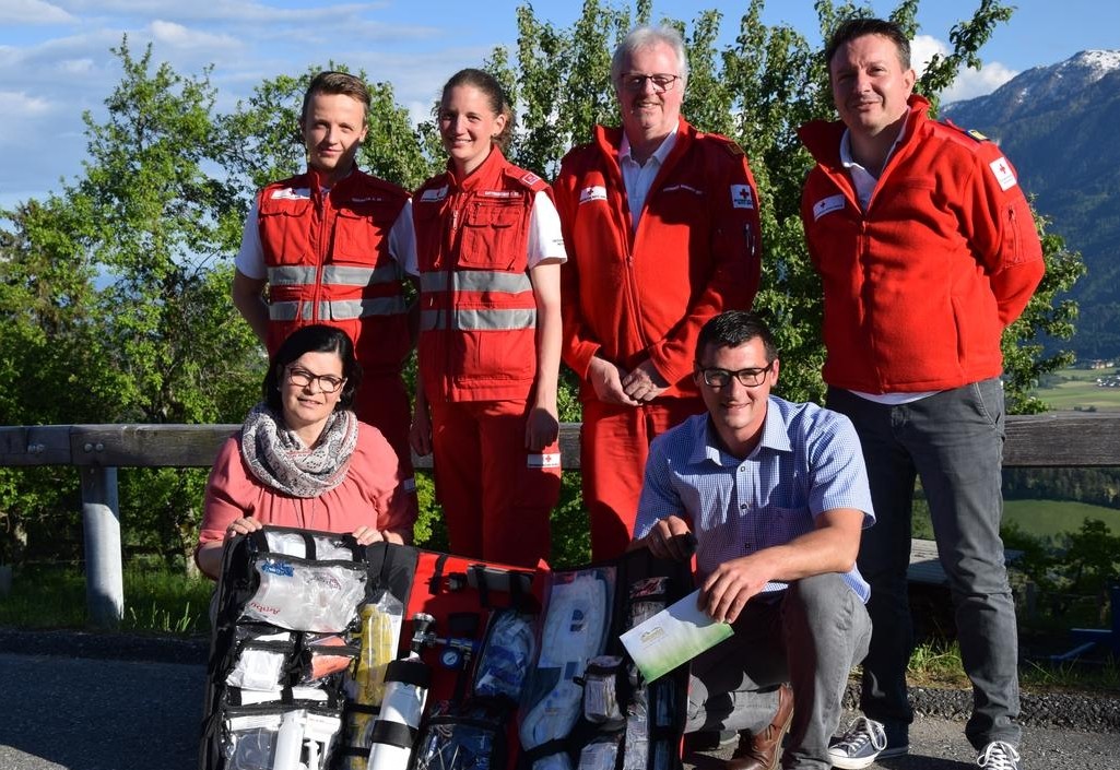 Ein First Responder Rucksack von der Bev&ouml;lkerung f&uuml;r die Bev&ouml;lkerung