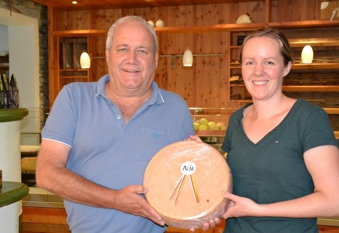 Bauernladen Walter in jungen H&auml;nden