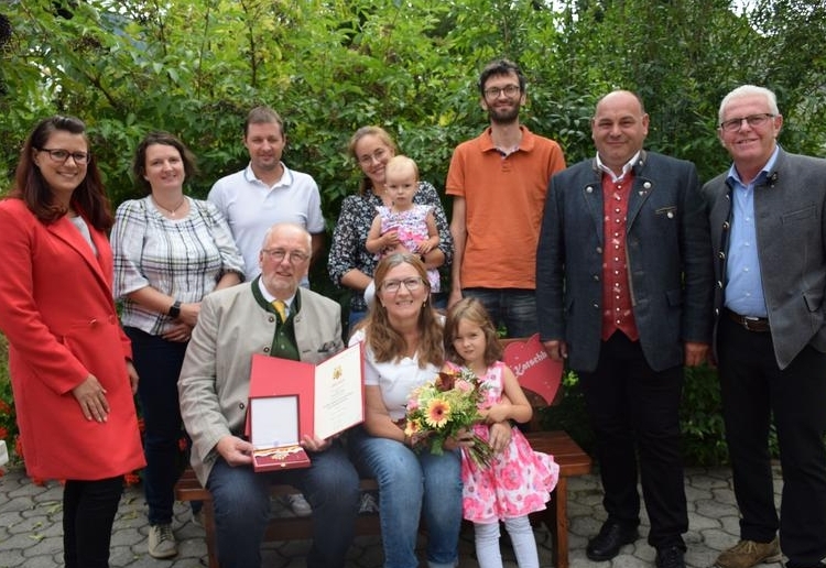 Landesauszeichnung f&uuml;r Franz Eder