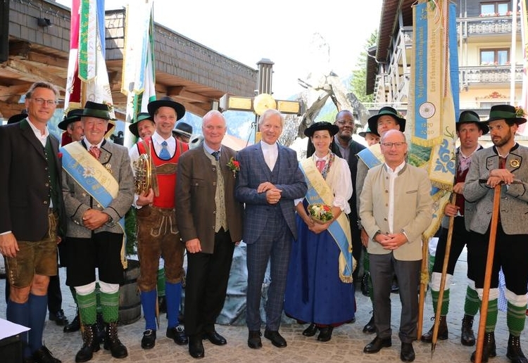 Heiligenbluter Bergf&uuml;hrer feierten