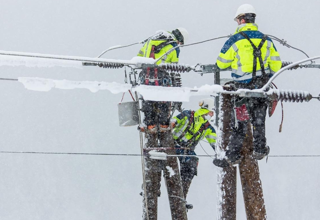 Gro&szlig;e Sch&auml;den am Stromnetz