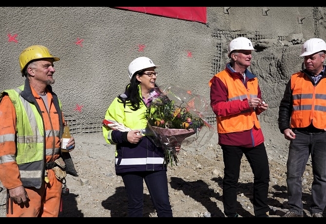 Kraftwerksbau schreitet voran 