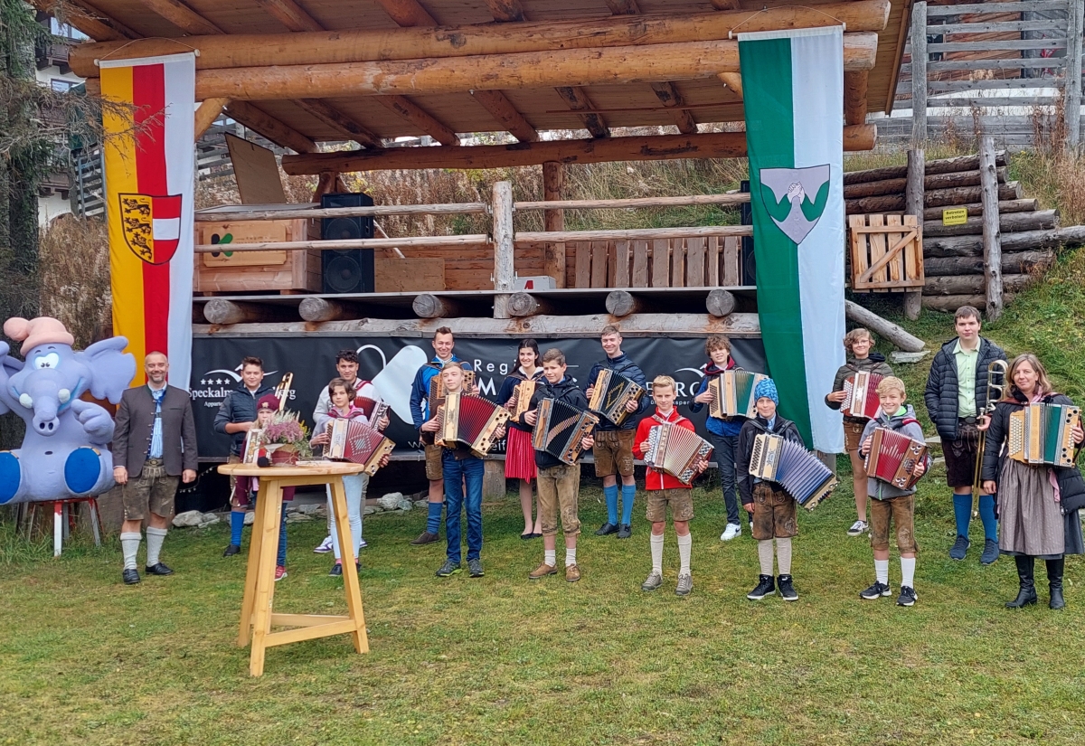 Der Alpenl&auml;ndischen Volksmusik ein Fest