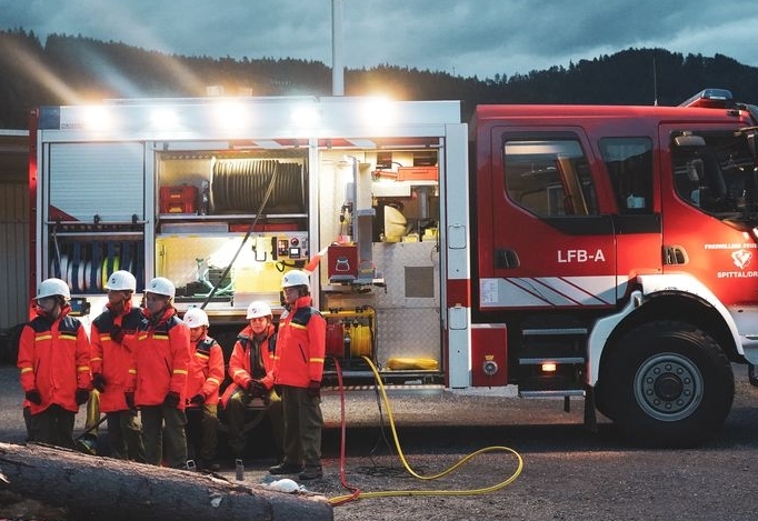 Nachwuchs-Einsatzkr&auml;fte &uuml;bten &bdquo;rund um die Uhr&ldquo;