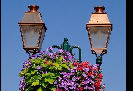 Mit Nachtabschaltungen gegen Lichtverschmutzung