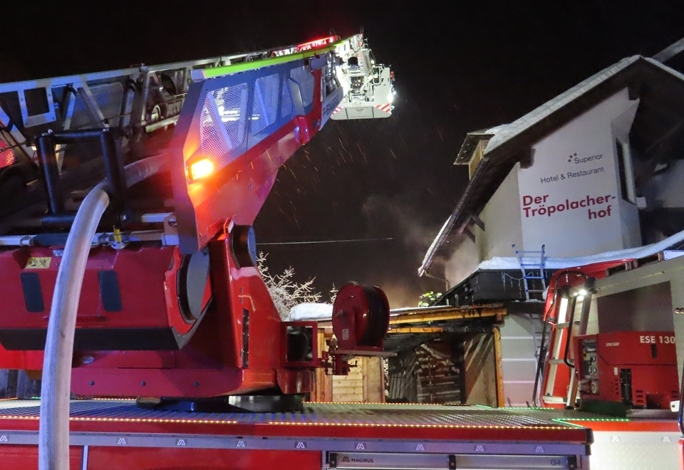 Brand in Tr&ouml;polach