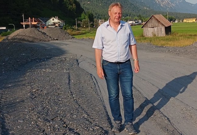 Fl&auml;chenwidmung bis Radniger Badl