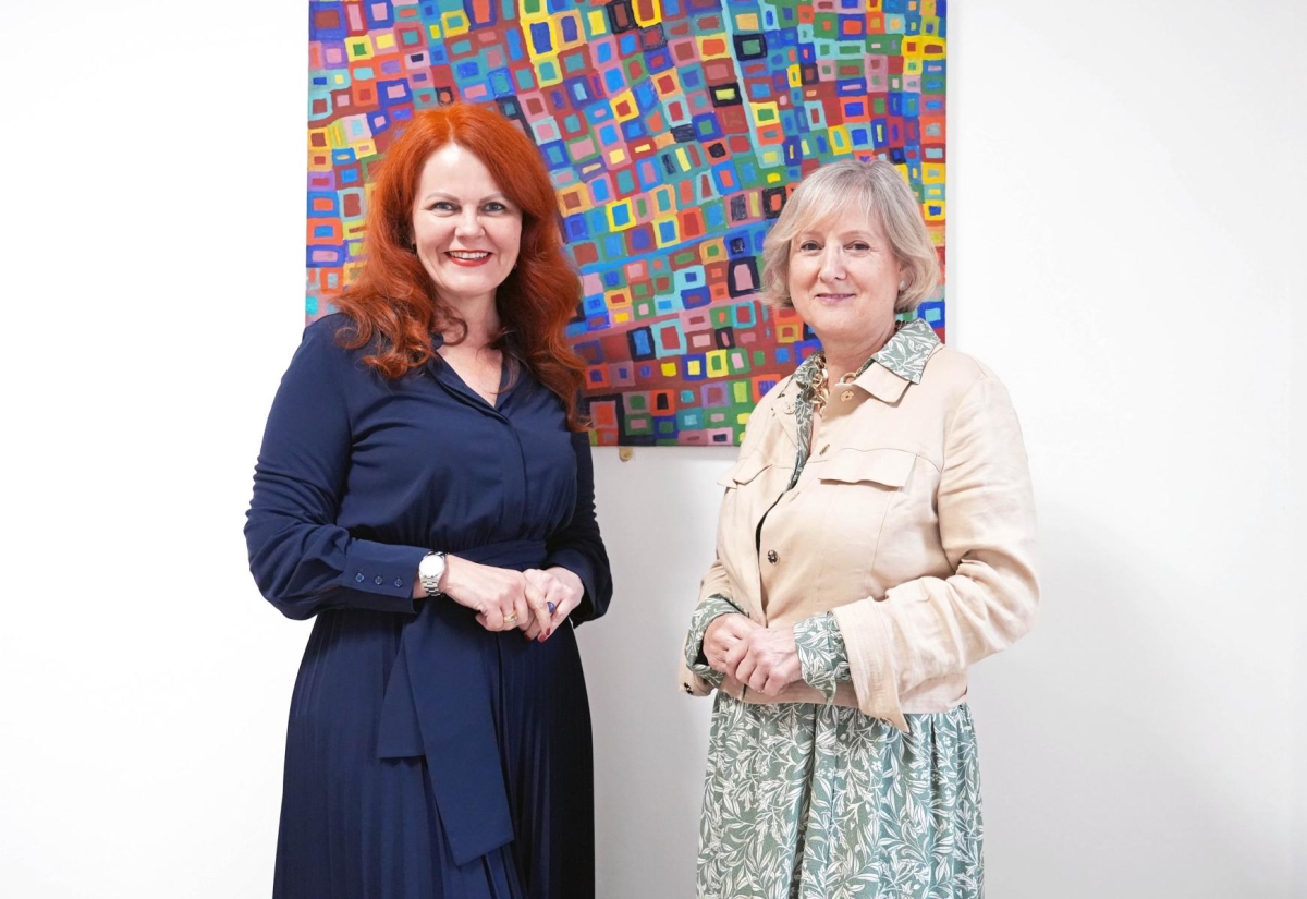 Erwachsenenbildung - Land Tirol w&uuml;rdigt Gabriele Lehner 