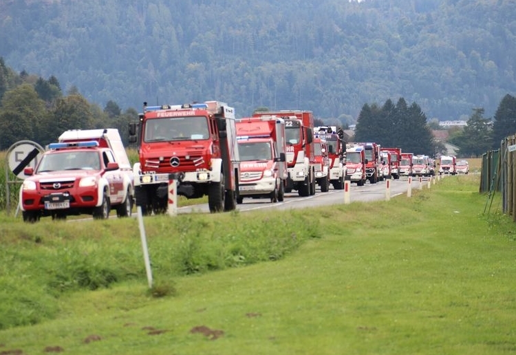 Oberk&auml;rntner helfen in Nieder&ouml;sterreich