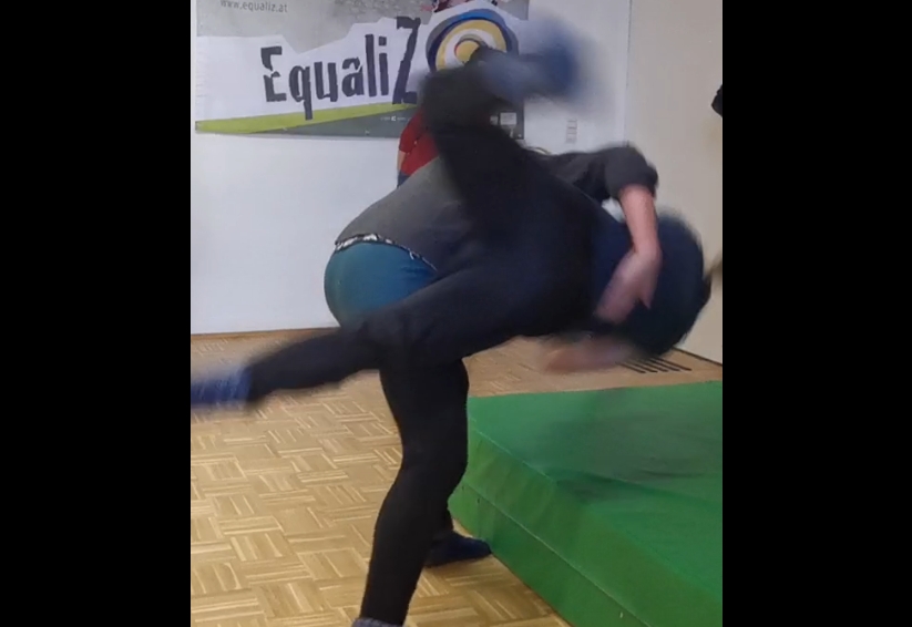 Junge M&auml;dchen st&auml;rken