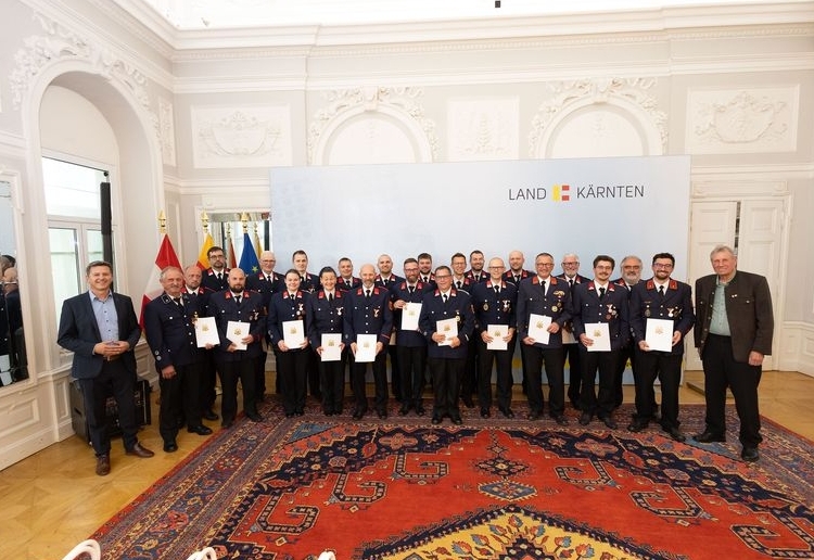 Auszeichnungen f&uuml;r Katastrophen-Einsatz