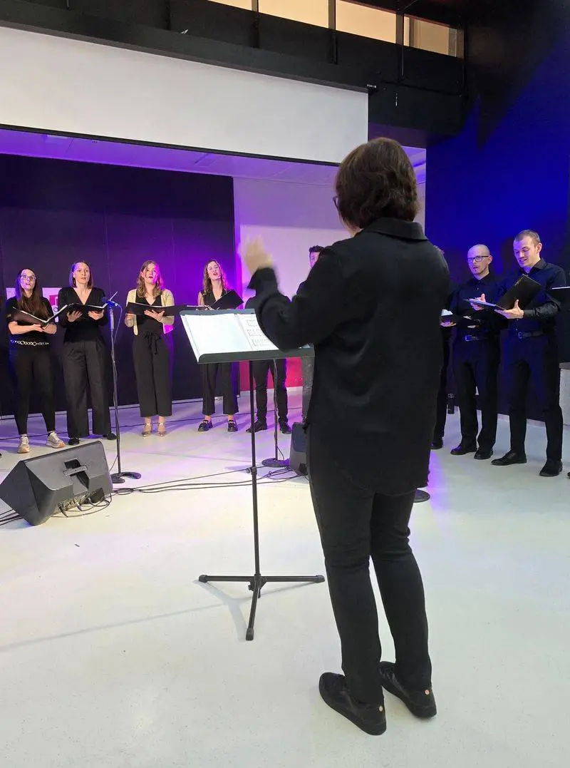 Chorleiterin Anja Hafner-Weihs.