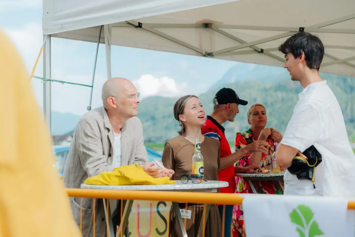 OsttirolerInnen knüpfen Kontakte