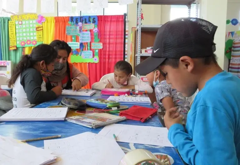 Bruder und Schwester in Not: Adventsammlung für Bolivien