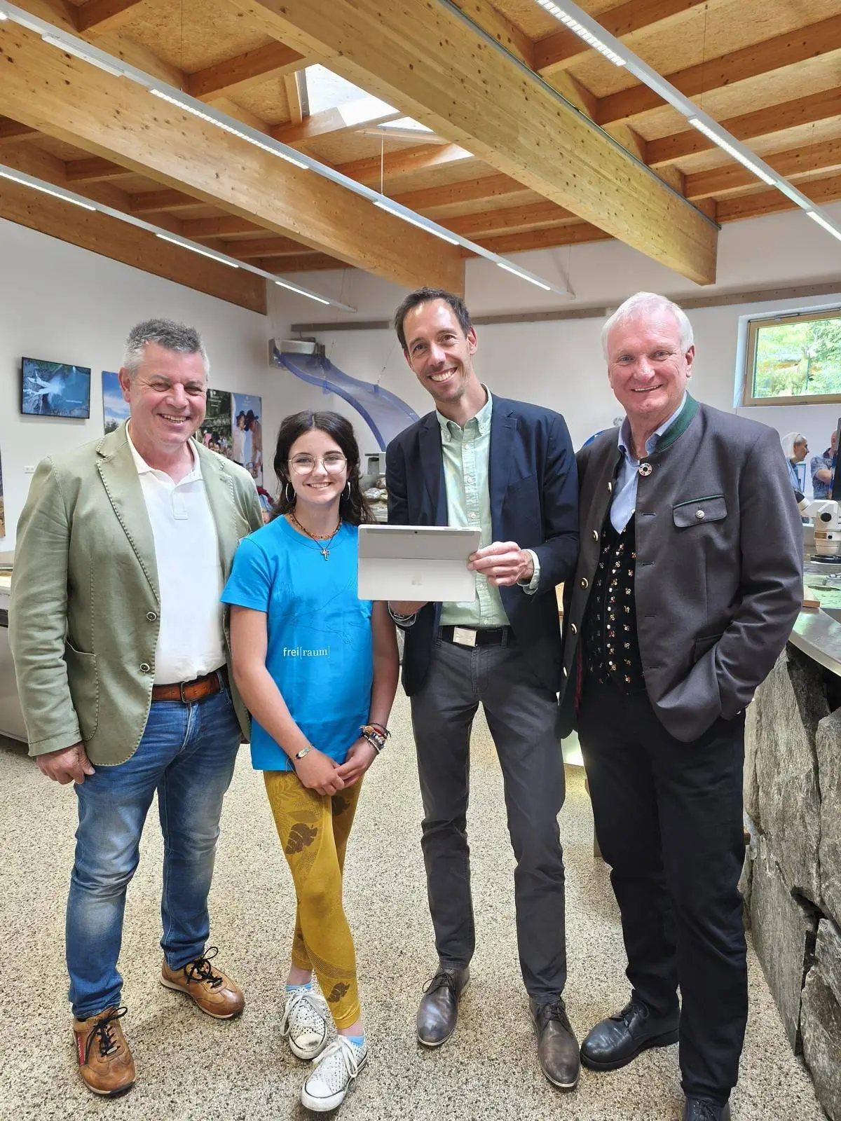 Wasserdetektivin Sophia interviewt den Bezirkshauptmann von Spittal, Markus Lerch