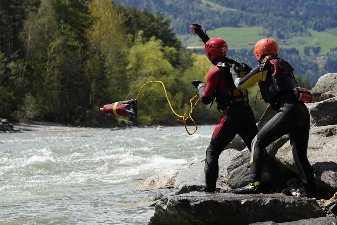 Große Übung der Einsatzkräfte an Drau und Isel