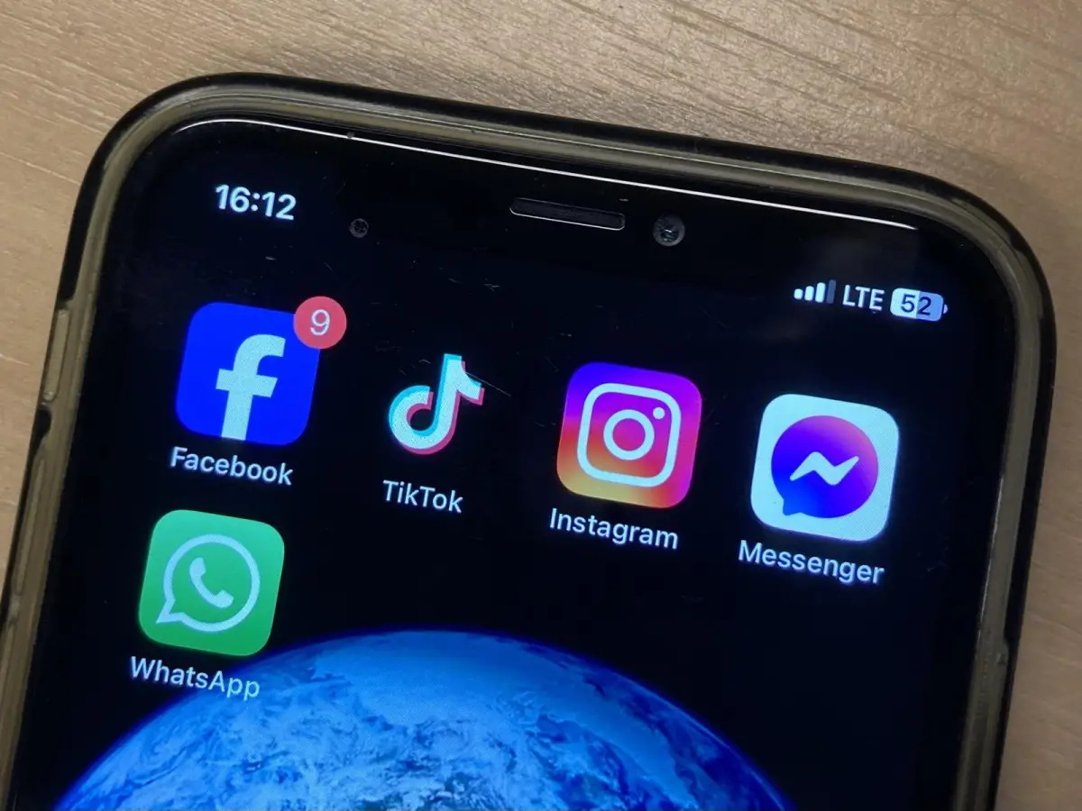 Soziale Medien: Zwischen Spaß und Risiko