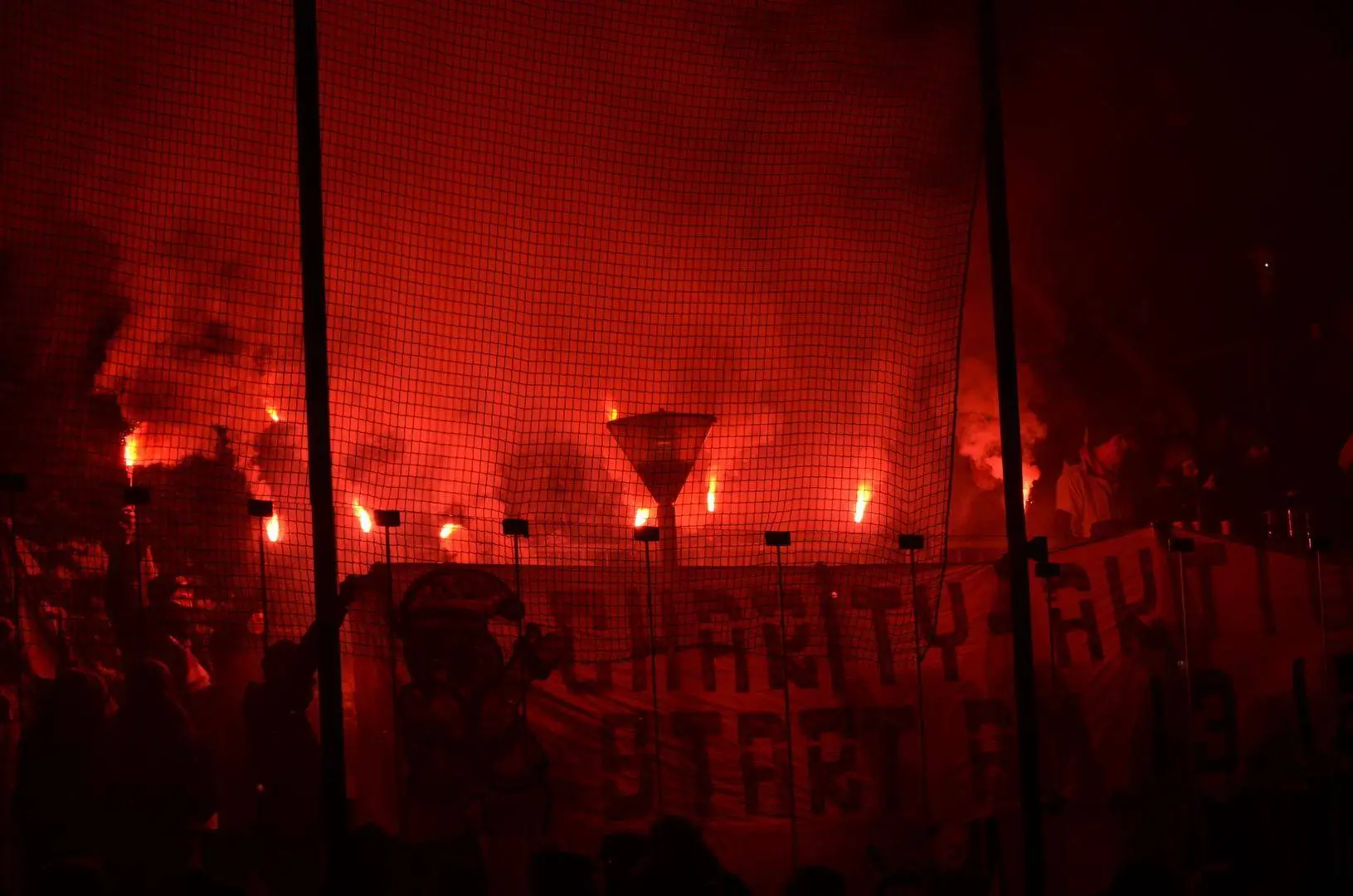 Beim Einlauf der roten KAC Mannschaft. Foto: Glantschnig