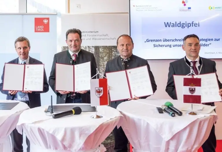 Waldgipfel in Obertilliach: Grenz-überschreitende Strategien