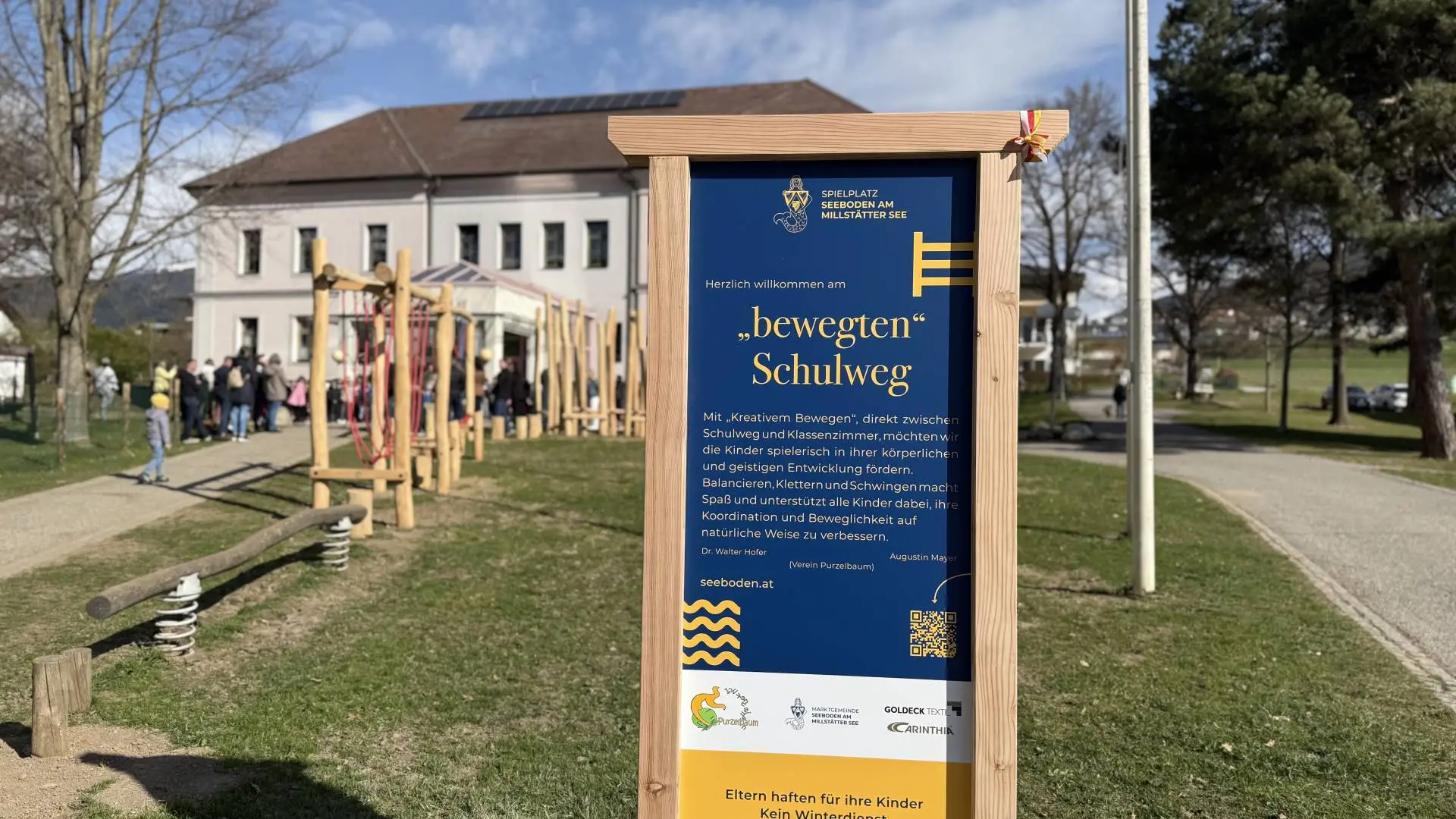 Mehr Bewegung schon vor dem Klassenzimmer soll der „bewegte Schulweg“ verschaffen.