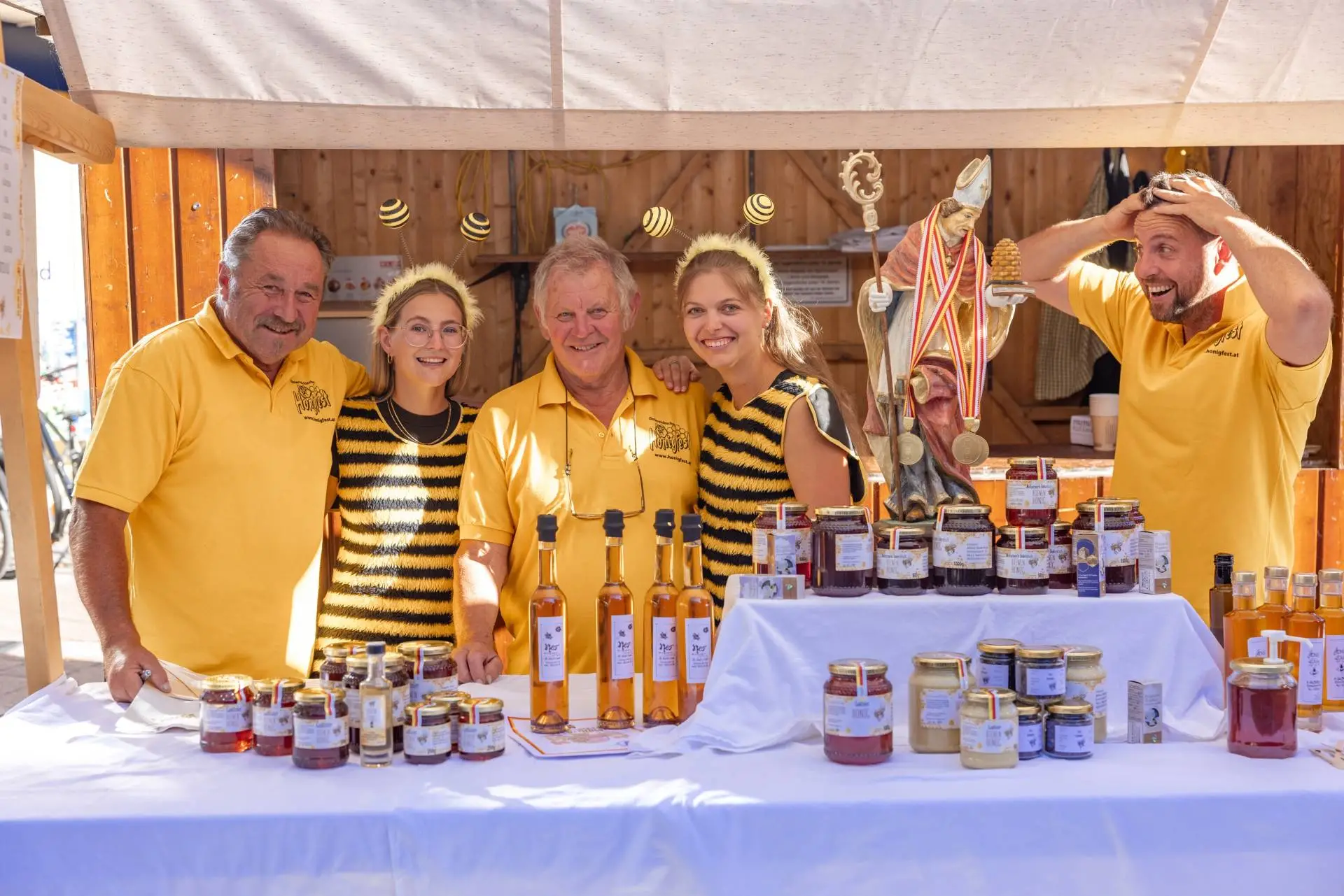 Imker und „Bienchen“ laden zum 21. Honigfest nach Hermagor. Foto: BZV Hermagor/Hans Jost