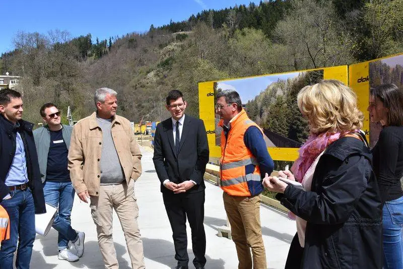 Zum Lokalaugenschein wurden lokale Medienvertreter geladen.