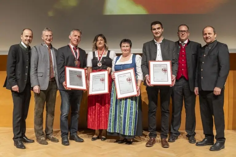 Hohe Qualität bei Tiroler Schnapsprämierung