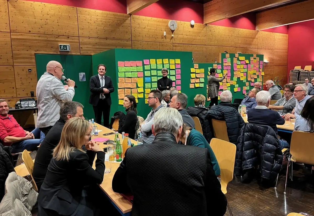 Großes Interesse beim VVT Öffi-Treff in Lienz