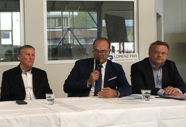 Ministerlob f&uuml;r Breitbandausbau in Osttirol