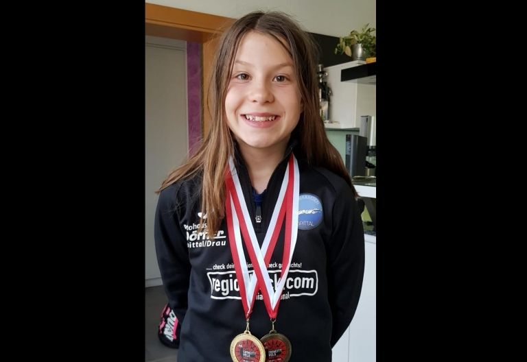Schwimmjugend punktet in Wels