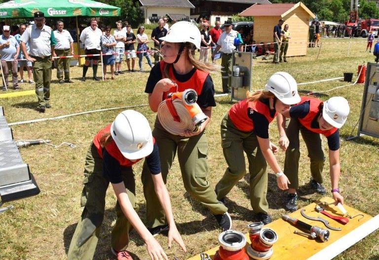 Feuerwehrjugend des Bezirk Spittal zeigte ihr K&ouml;nnen