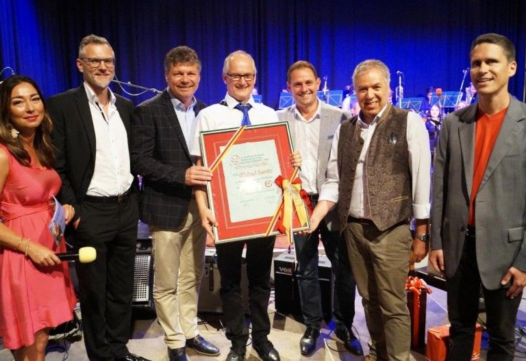 Spittaler Ehrenurkunde f&uuml;r Michael Samitz