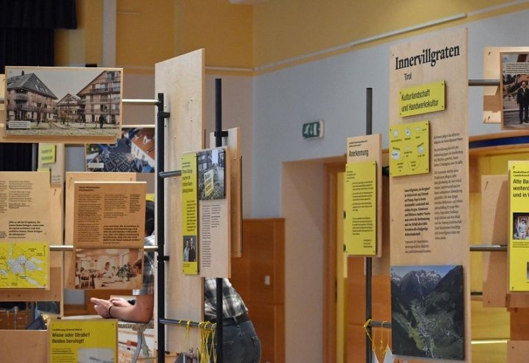 Ausstellung &bdquo;Boden g&lsquo;scheit nutzen&ldquo;