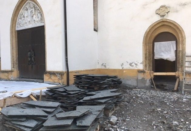 Neuer Vorplatz f&uuml;r Pfarrkirche St. Andr&auml;