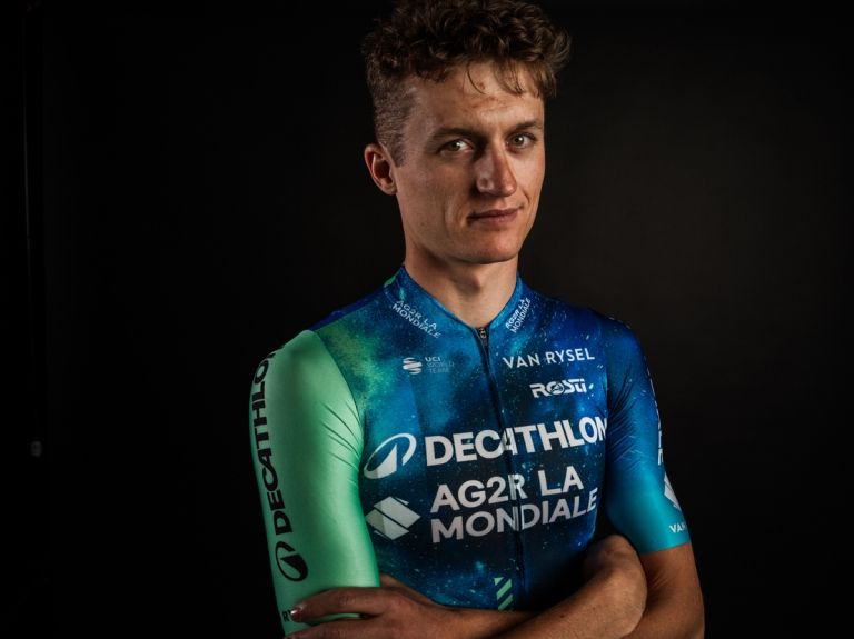 Tour de France: Felix Gall ist gleichauf mit Topstar Roglic